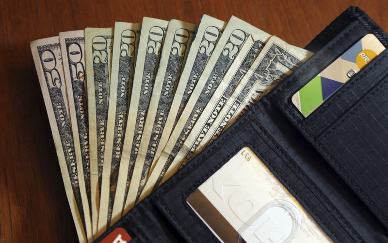 Wallet vs. money clip – The Free Weekly